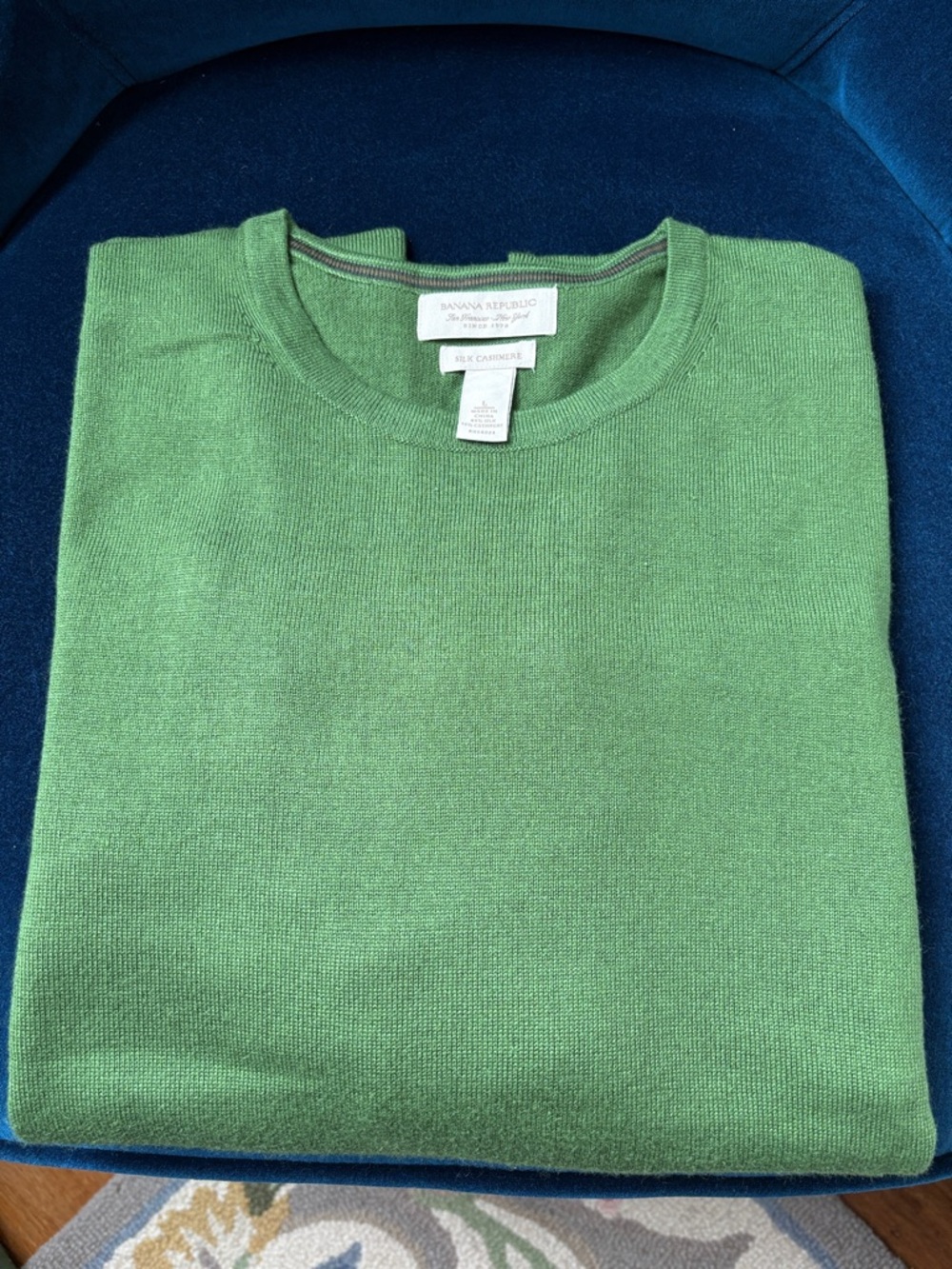 Banana Republic Men's Green Crewneck Sweater NWOT